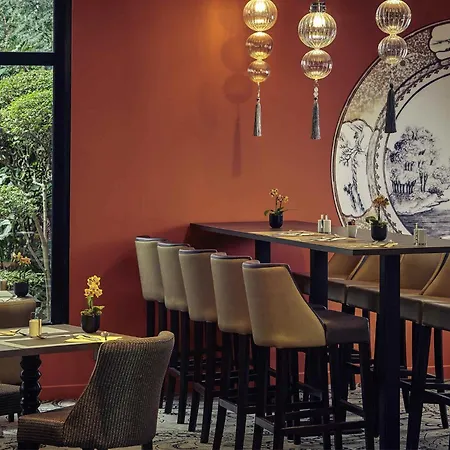 Mercure Tour Eiffel Grenelle 4*