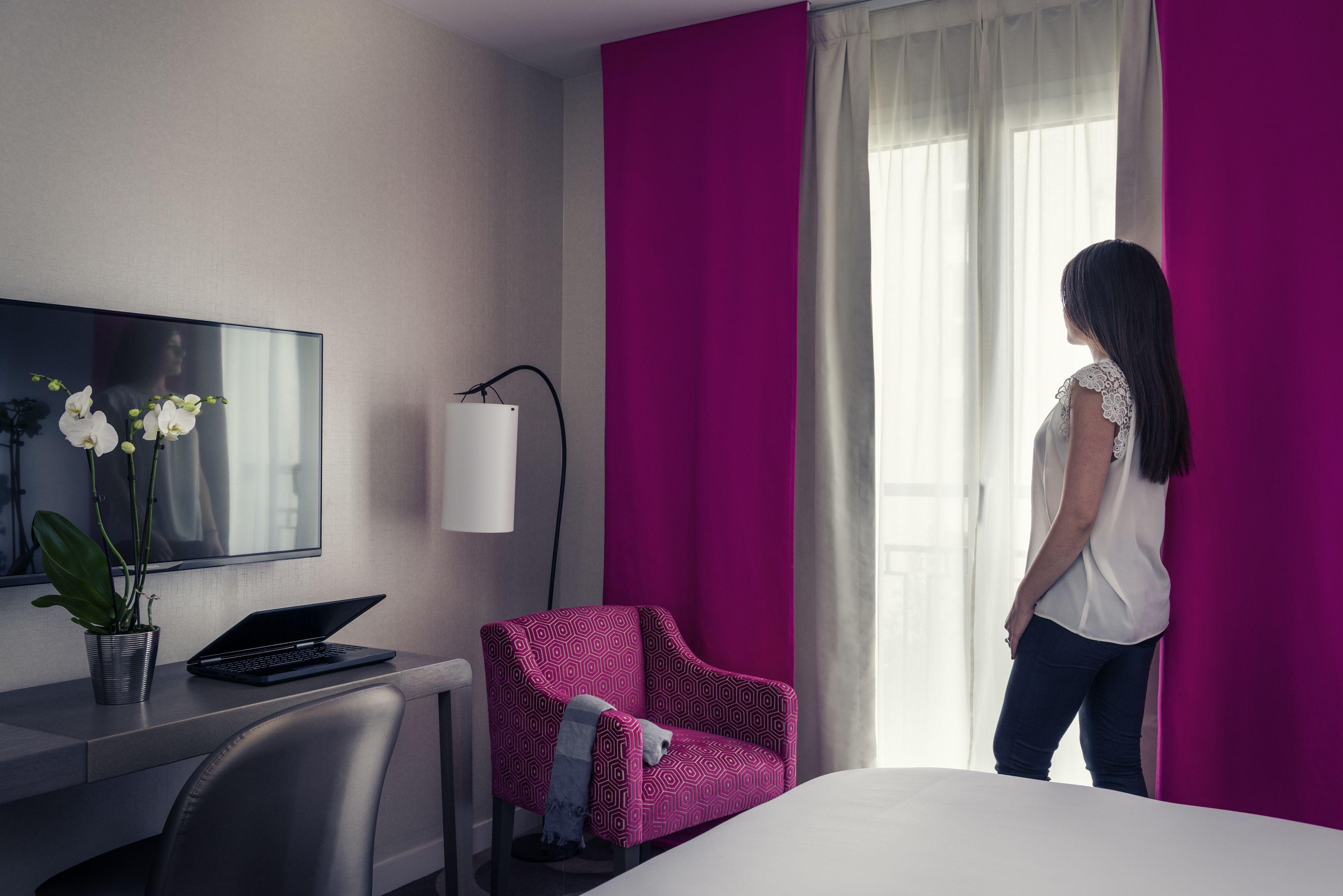 Mercure Tour Eiffel Grenelle Hotel 4*