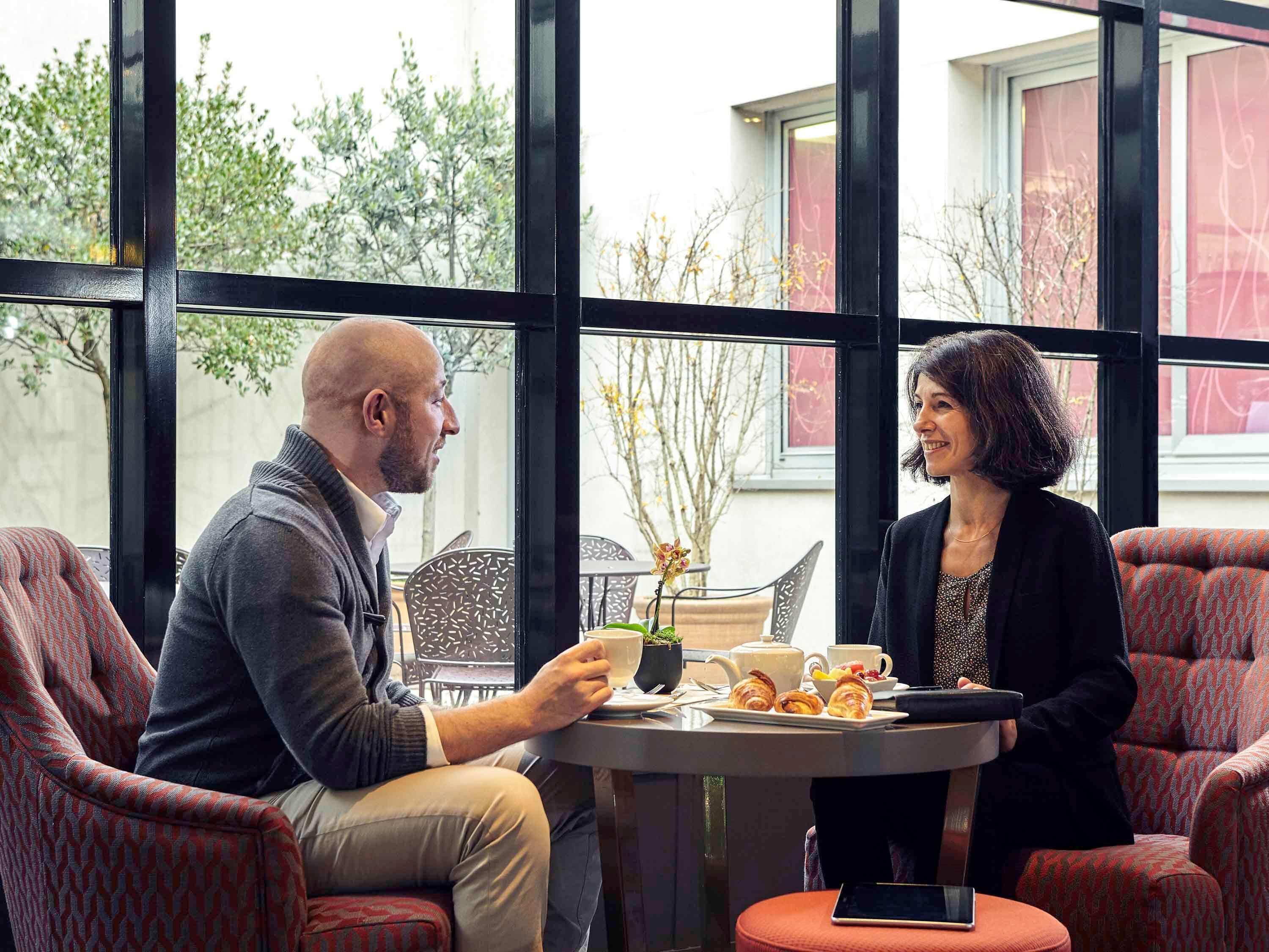 Mercure Tour Eiffel Grenelle Hotel 4*