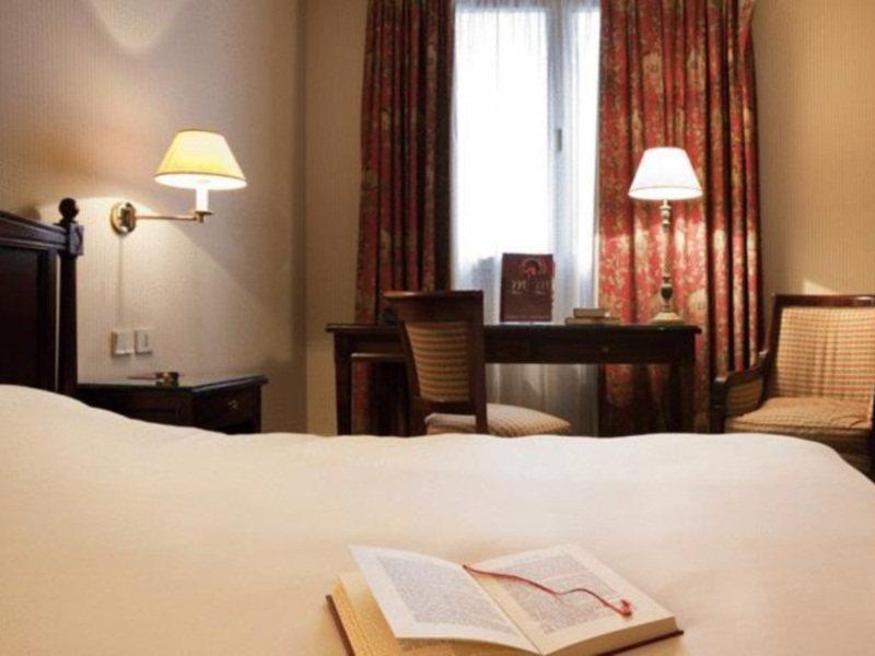 Hotel Mercure Tour Eiffel Grenelle Parigi