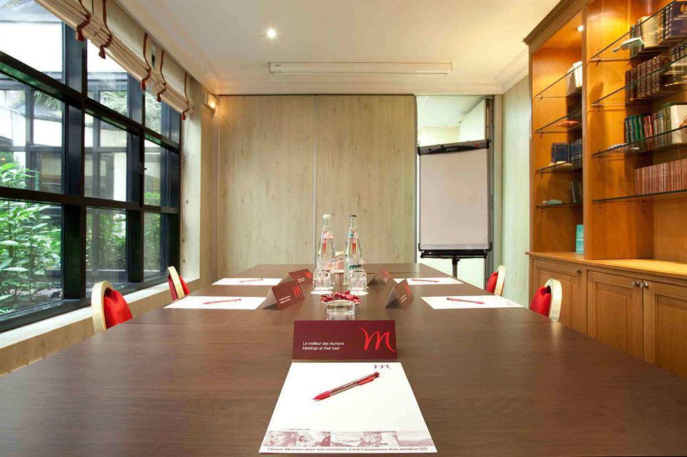 Mercure Tour Eiffel Grenelle Hotel 4*